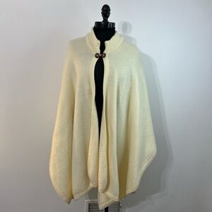 Vintage Ivory/Cream Wool Cape